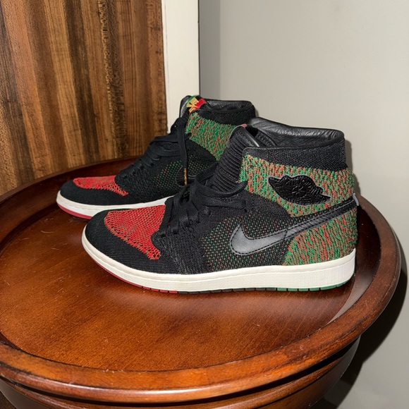 Nike Air Jordan 1 Retro main image 6